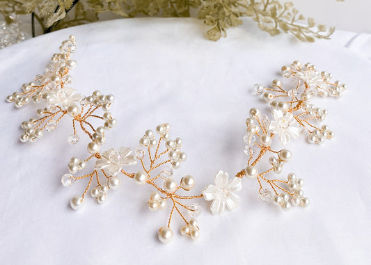 Thalía Headpiece, handmade by Heavenly